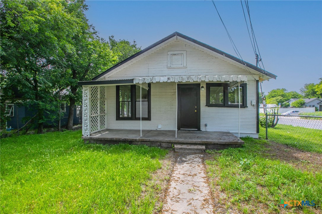 main property photo 16