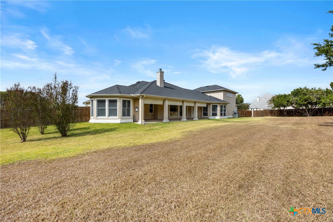main property photo 8