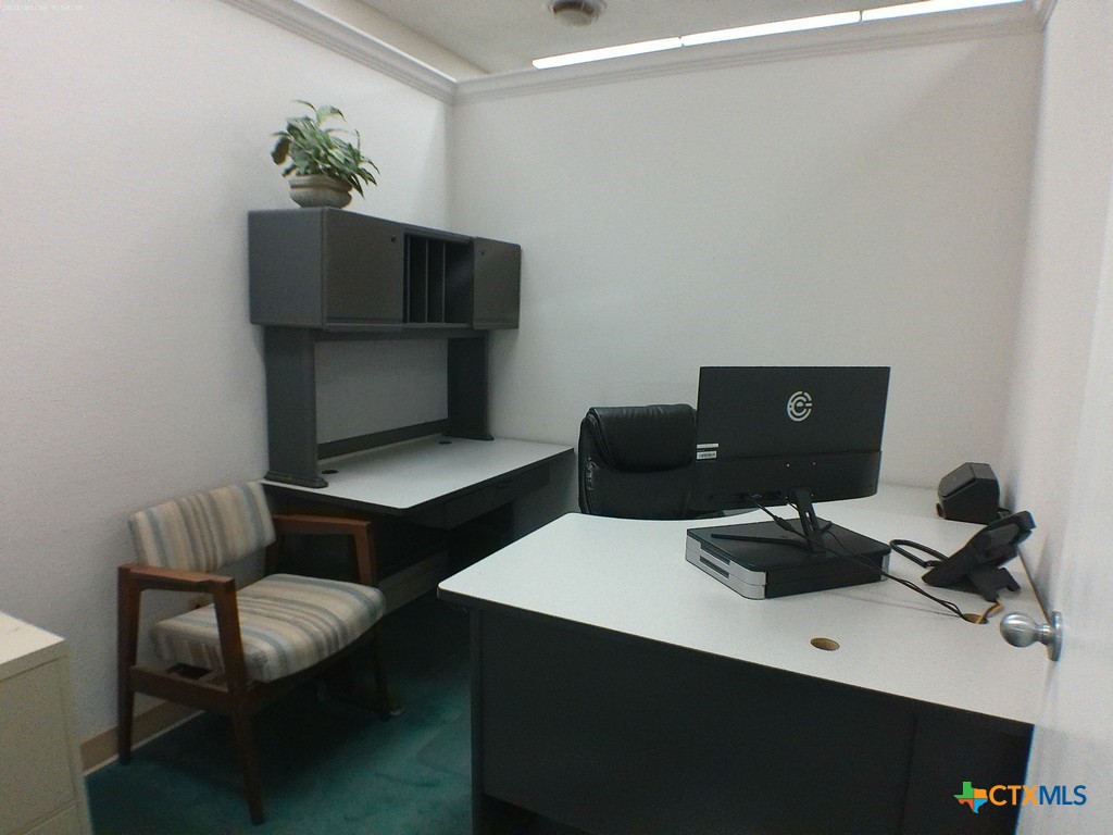main property photo 10