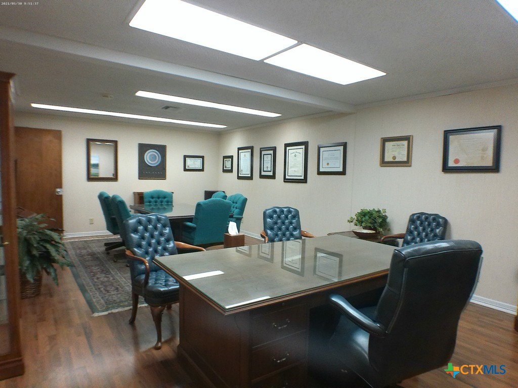main property photo 12
