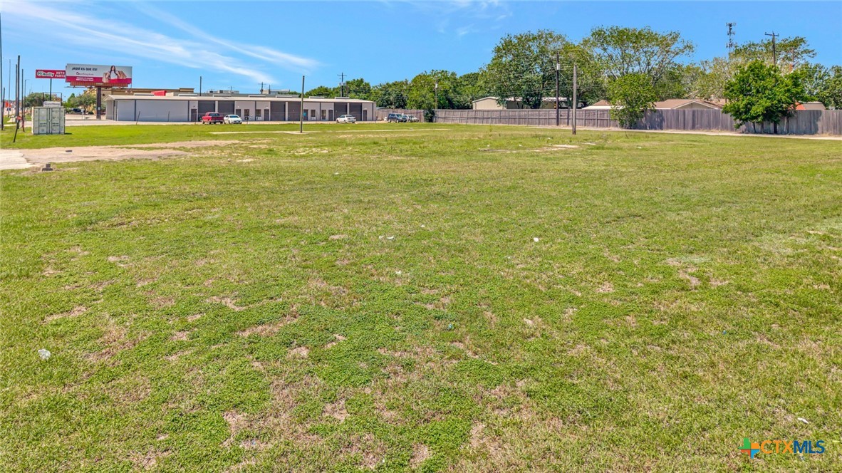 main property photo 12