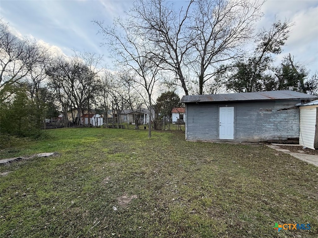 main property photo 19