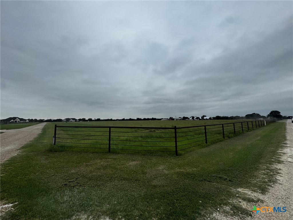 main property photo 6