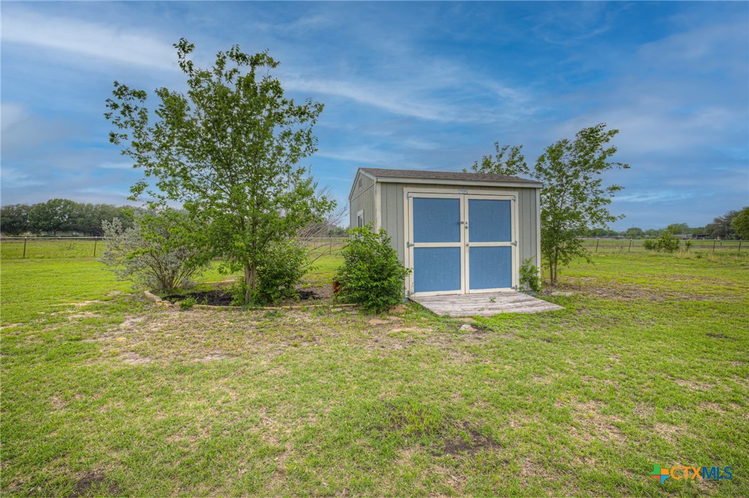 main property photo 34