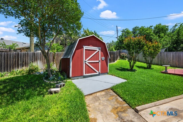 main property photo 38