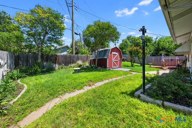 main property photo 40