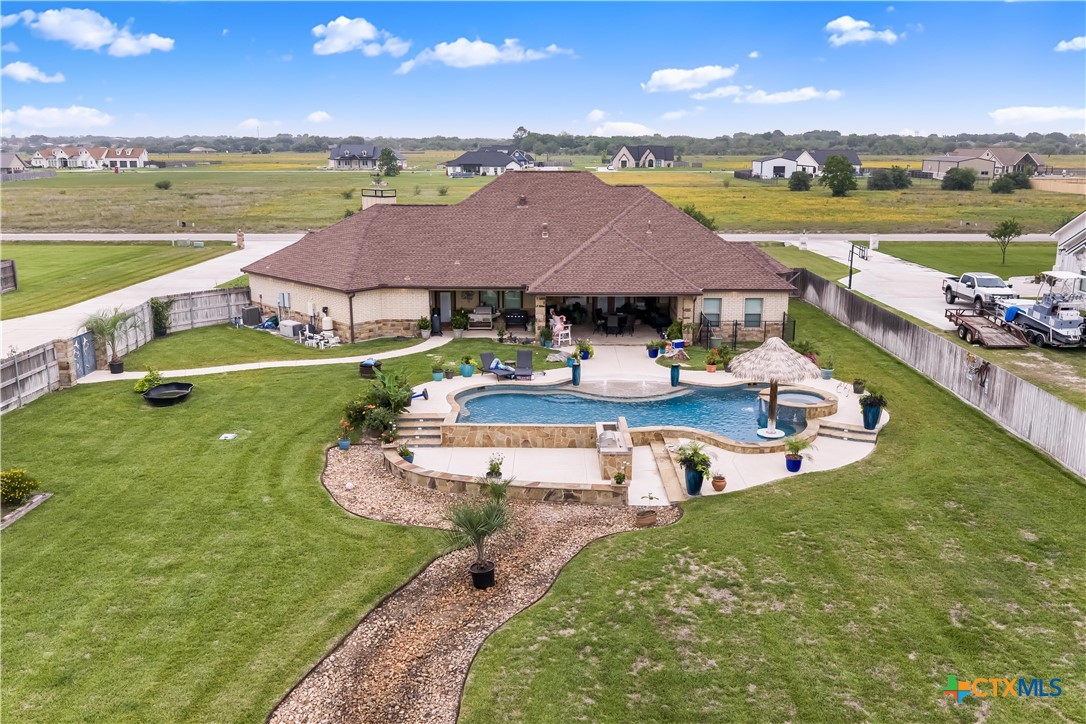 main property photo 14