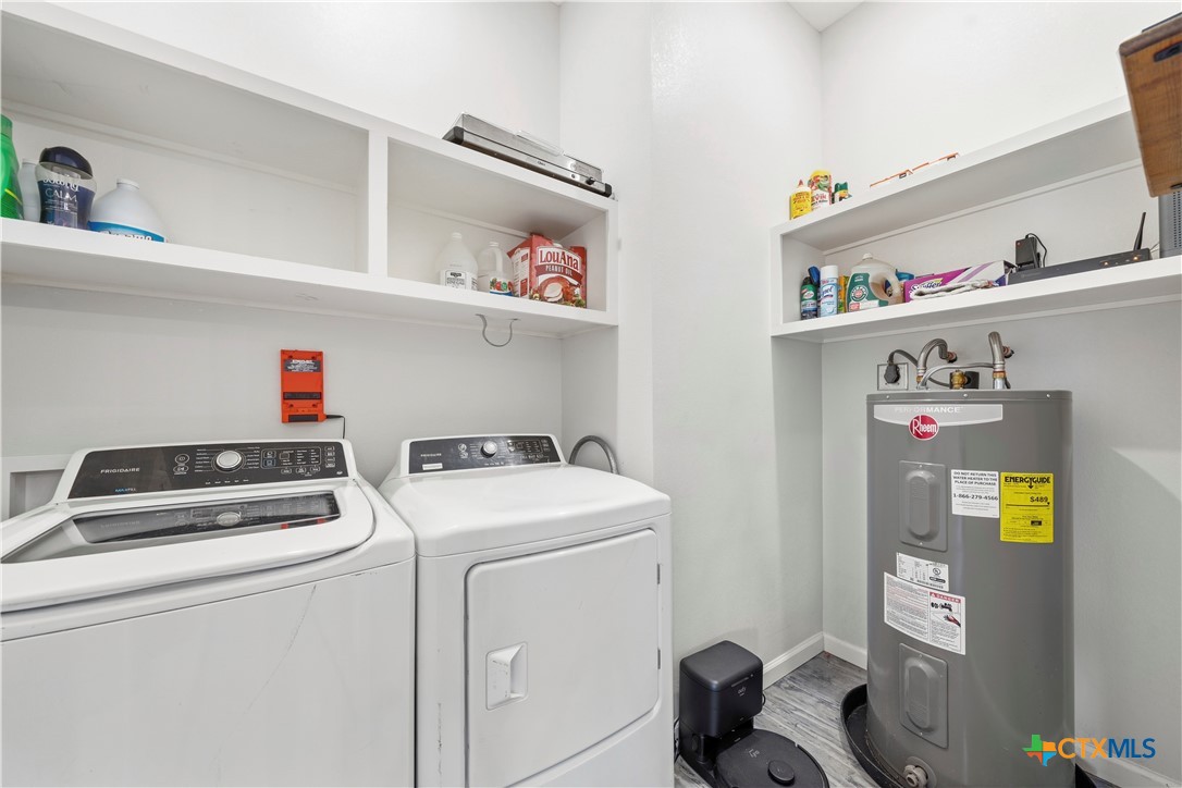 main property photo 16