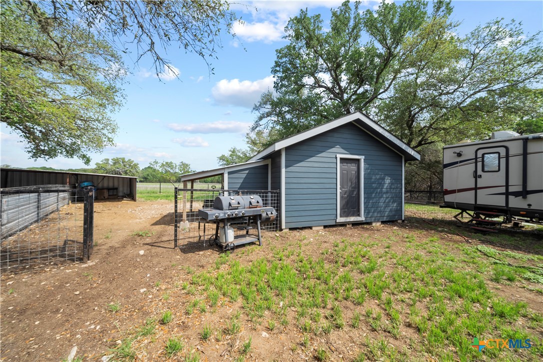 main property photo 19