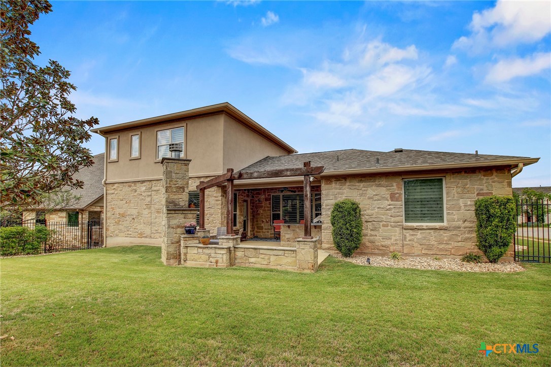 main property photo 31