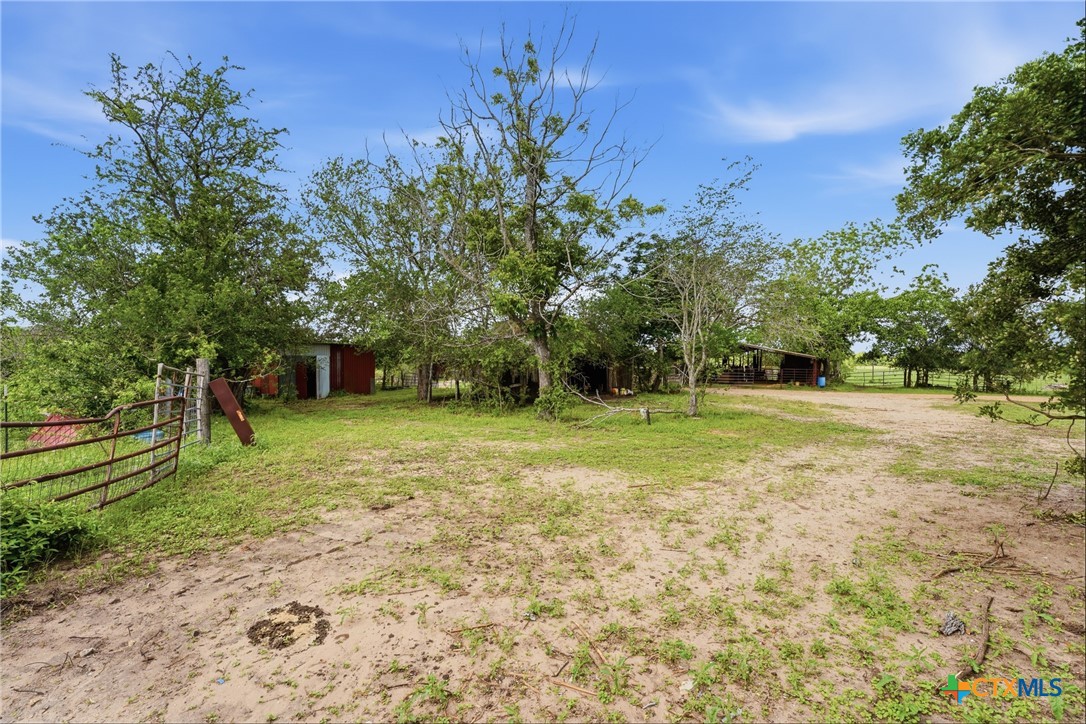 main property photo 37