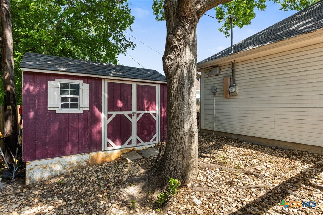 main property photo 43