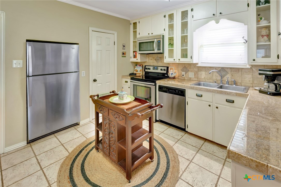 main property photo 21