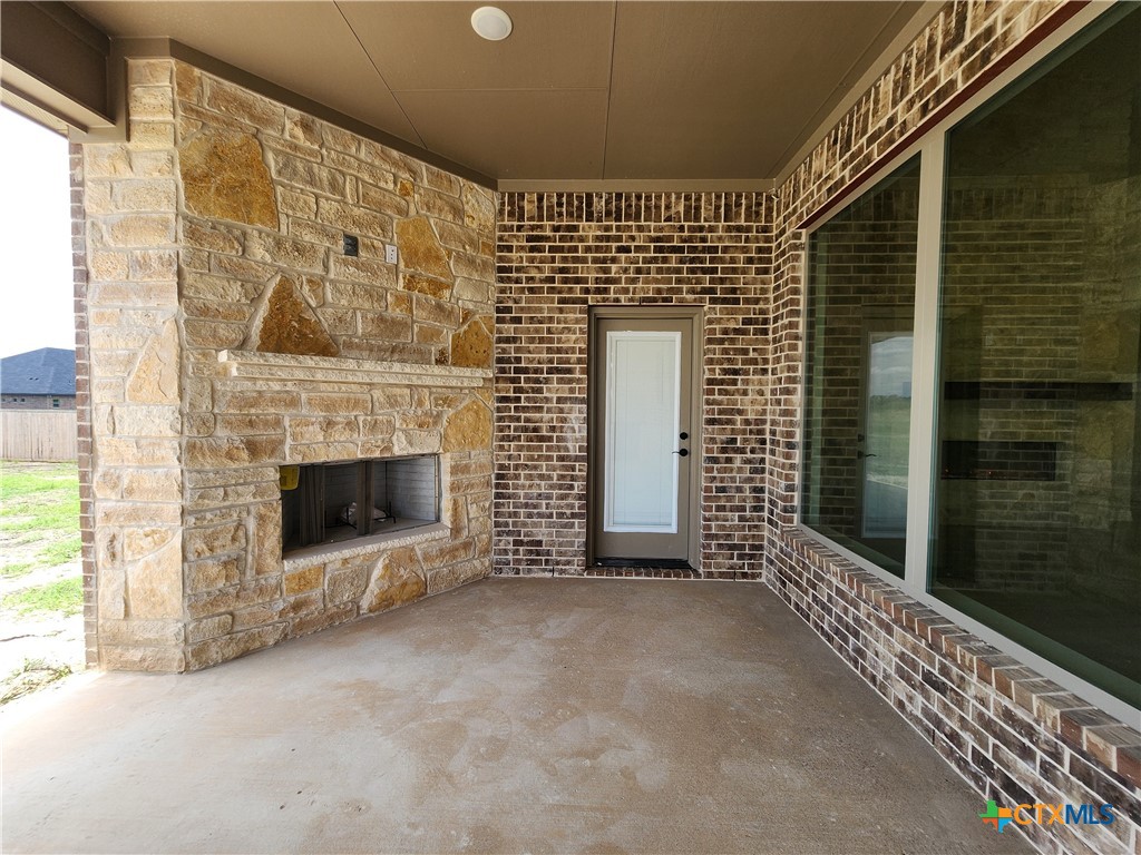 main property photo 43
