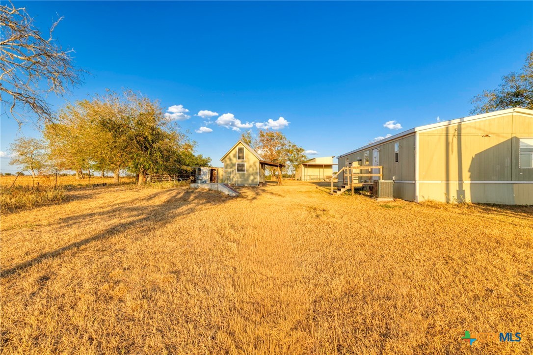 main property photo 30