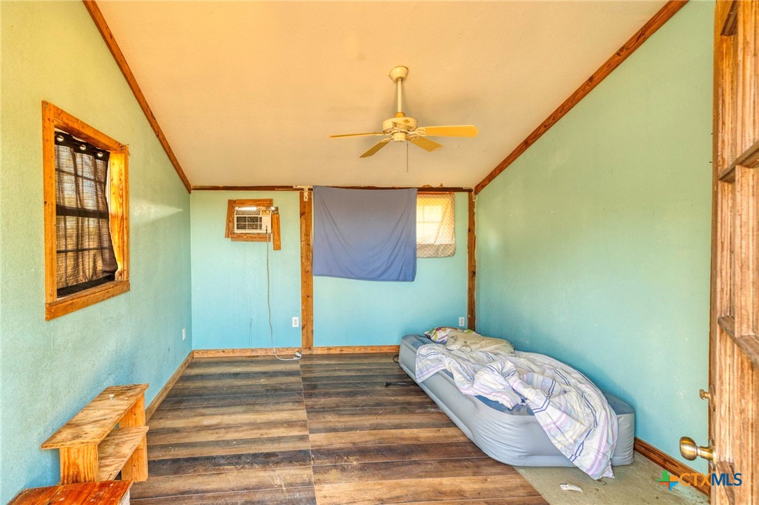 main property photo 37