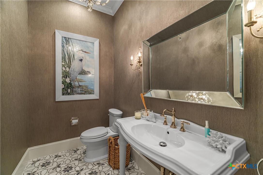 main property photo 34