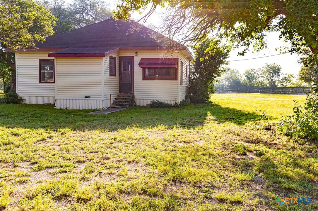 main property photo 18