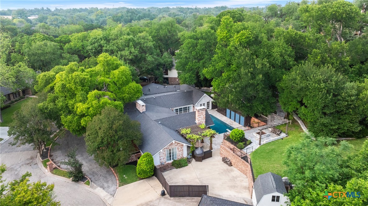 main property photo 46