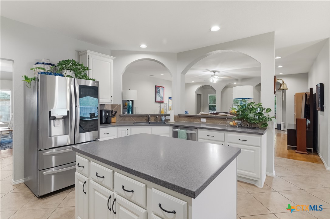 main property photo 9
