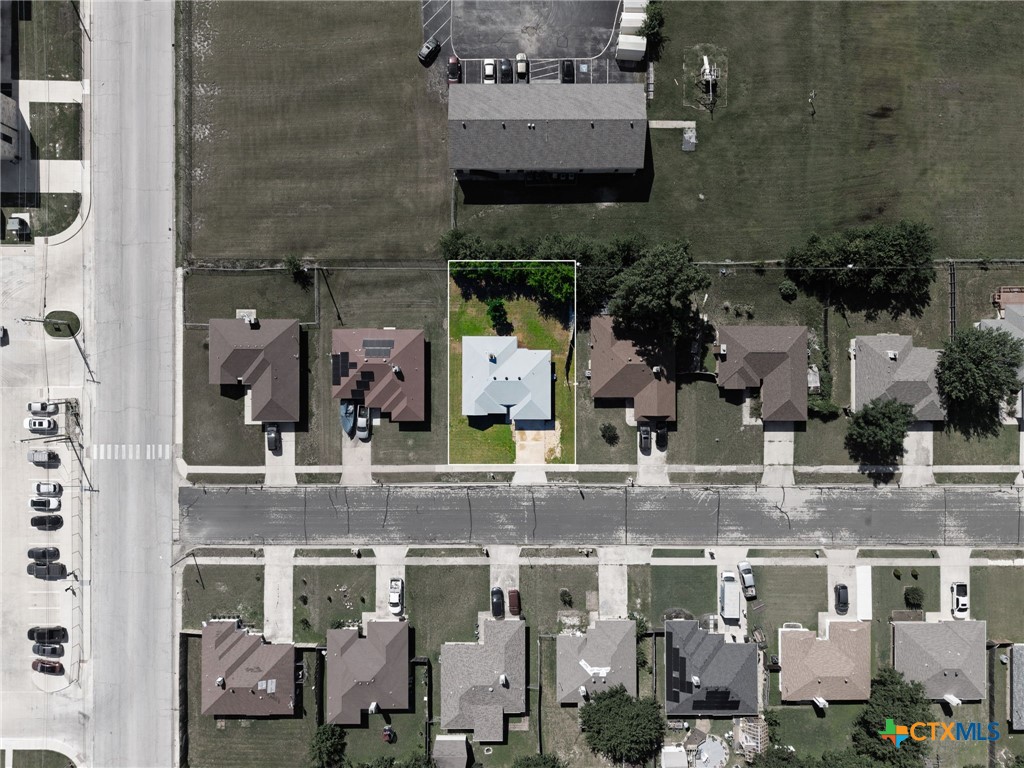 main property photo 28