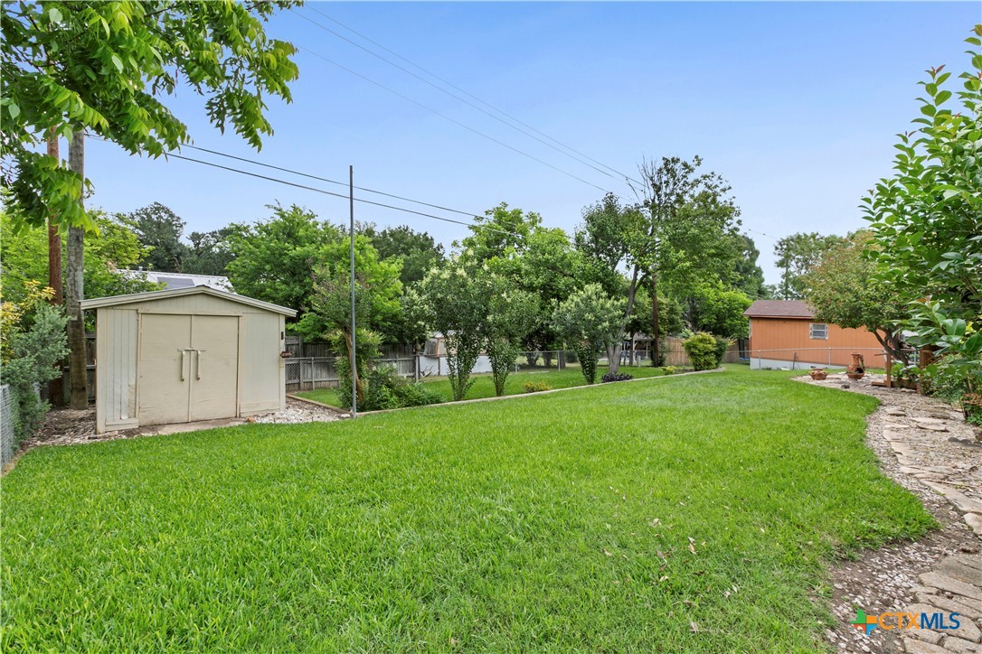 main property photo 24