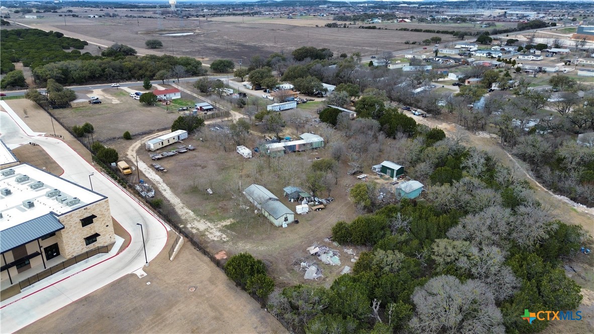 main property photo 4