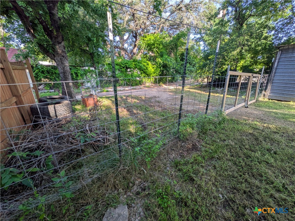 main property photo 18