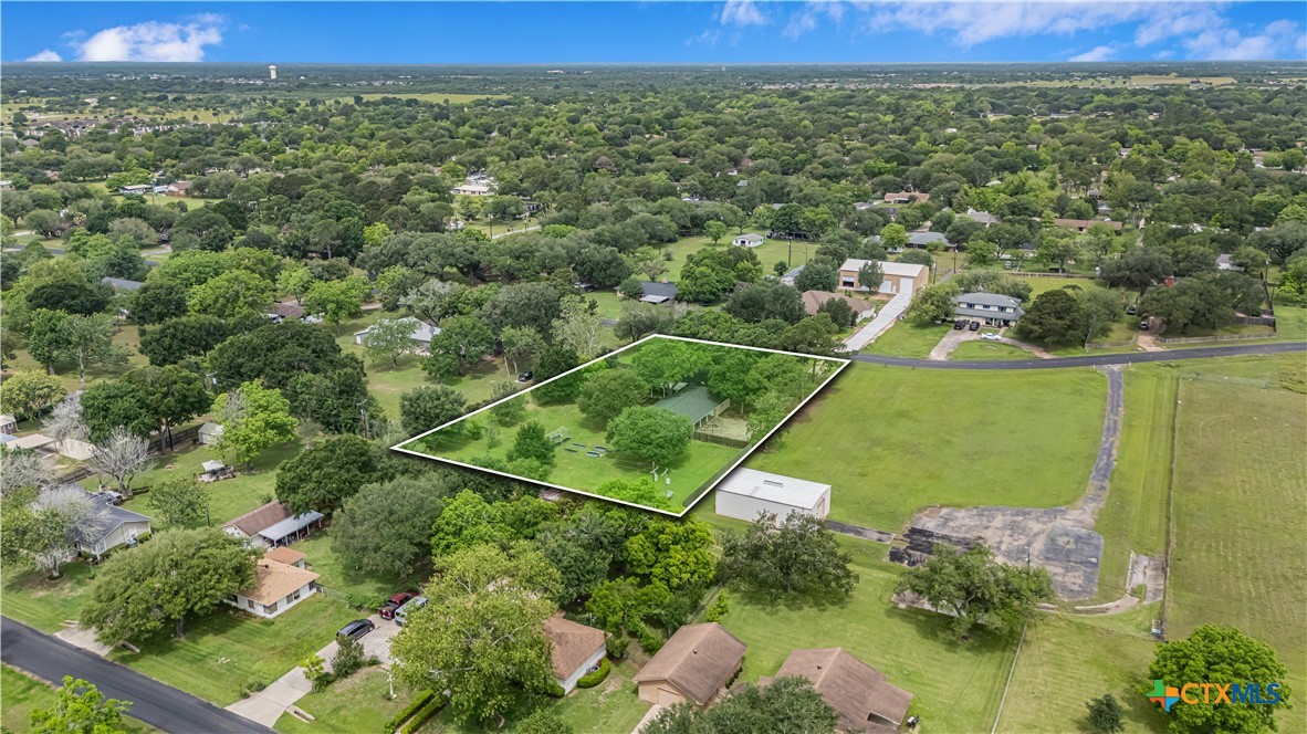 main property photo 9