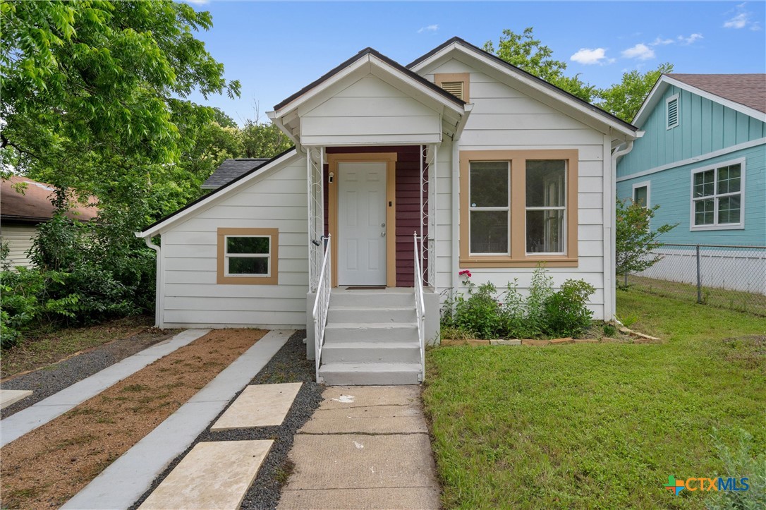 main property photo 2