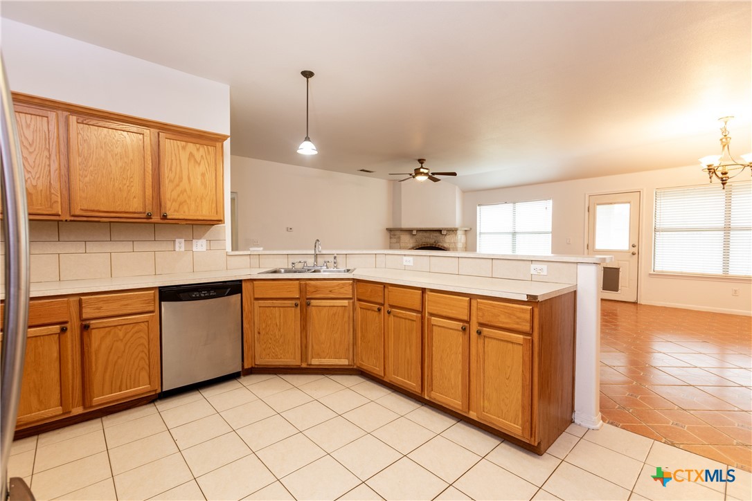main property photo 9