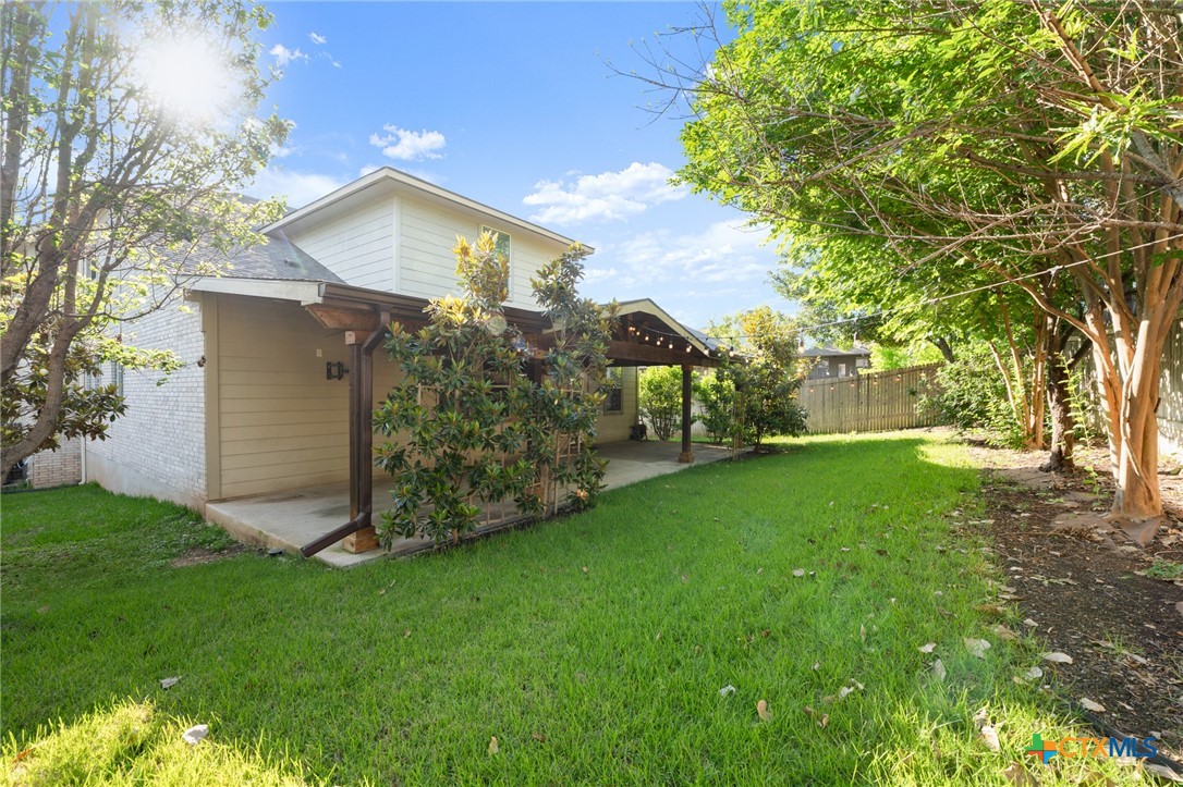 main property photo 37