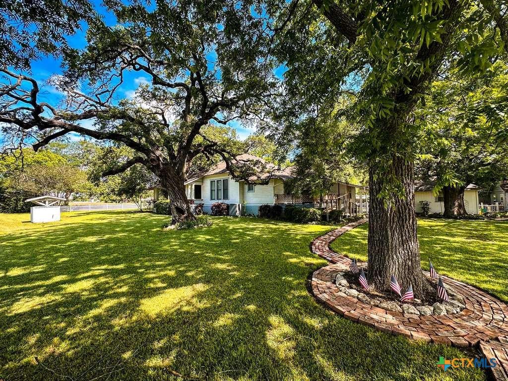 main property photo 36