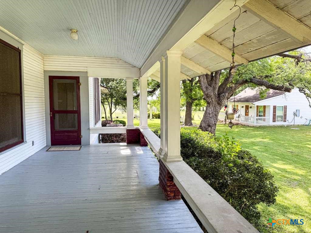 main property photo 5