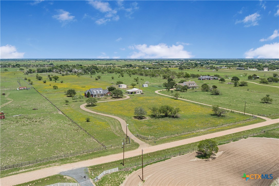 main property photo 40