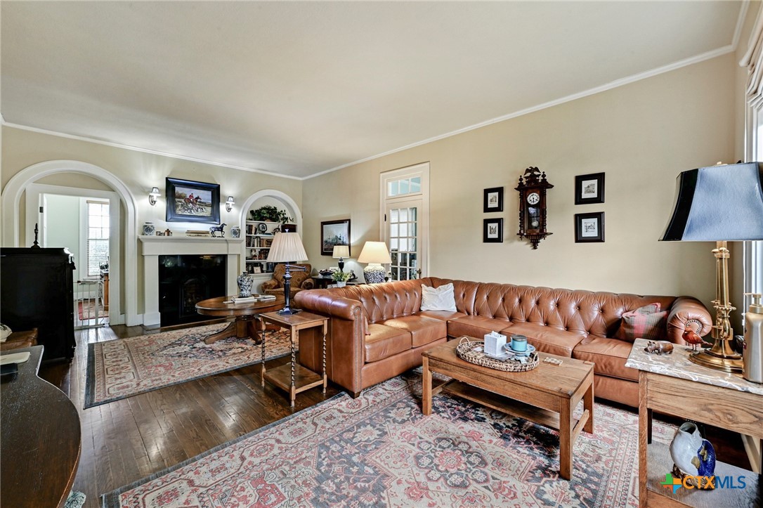 main property photo 6