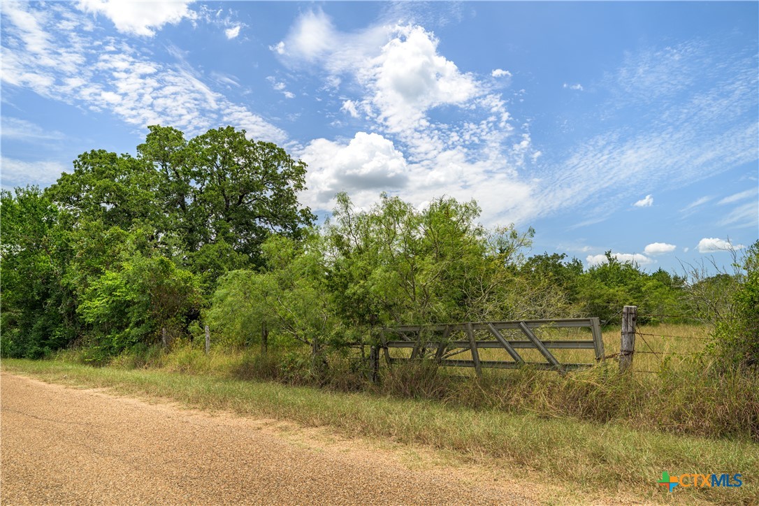 main property photo 11