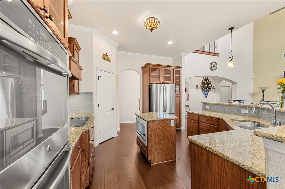 main property photo 15