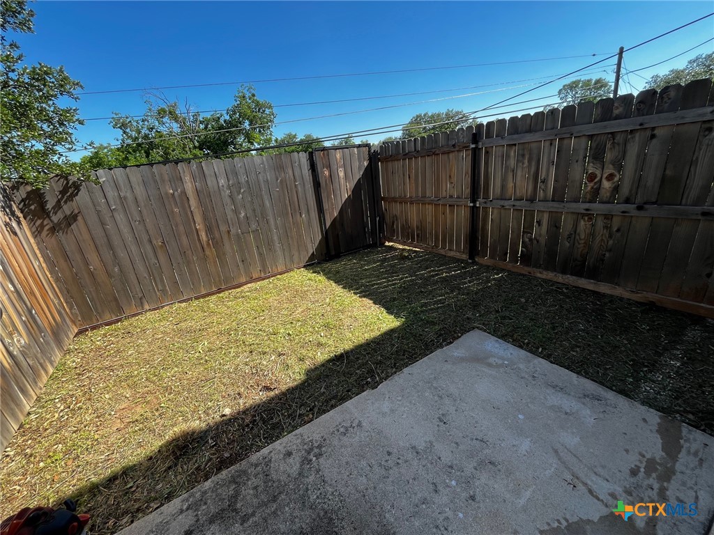main property photo 8