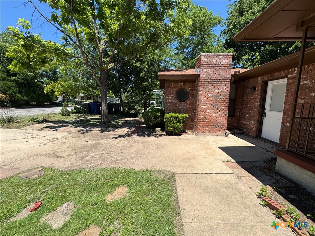 main property photo 47