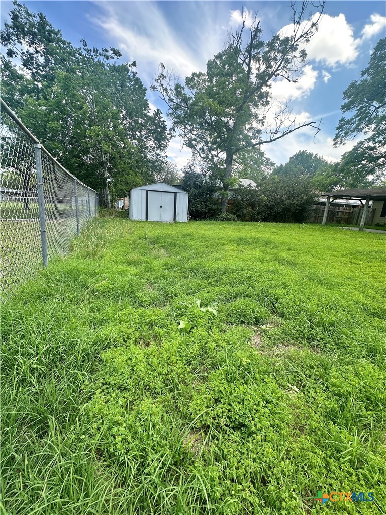main property photo 17