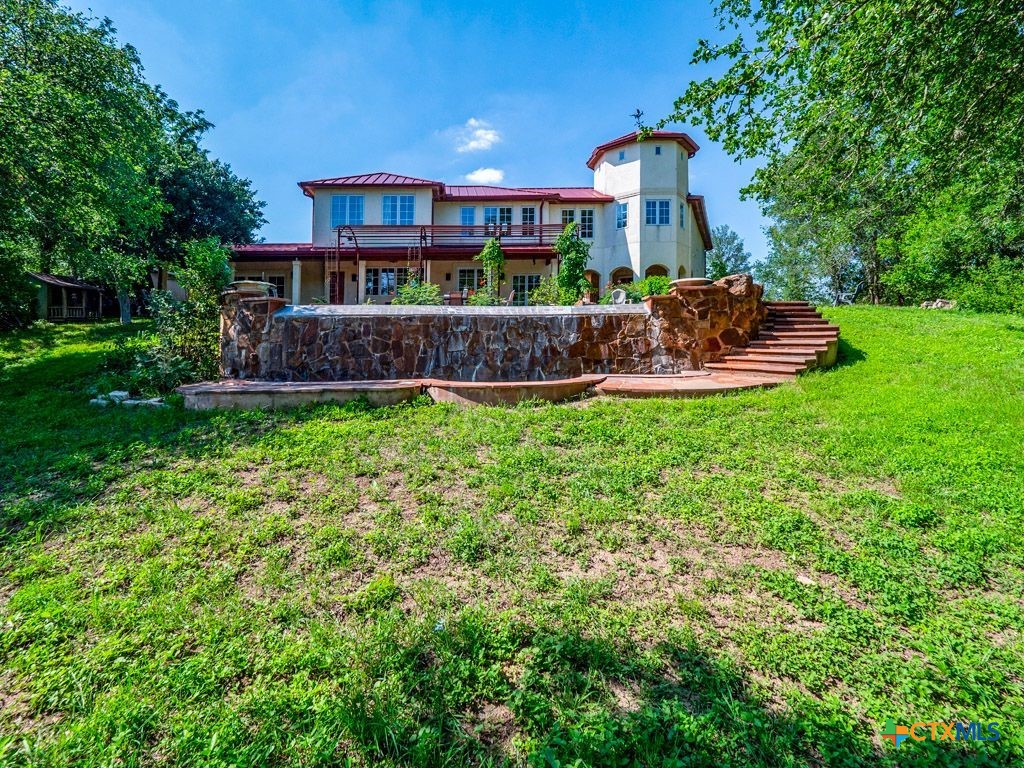 main property photo 5