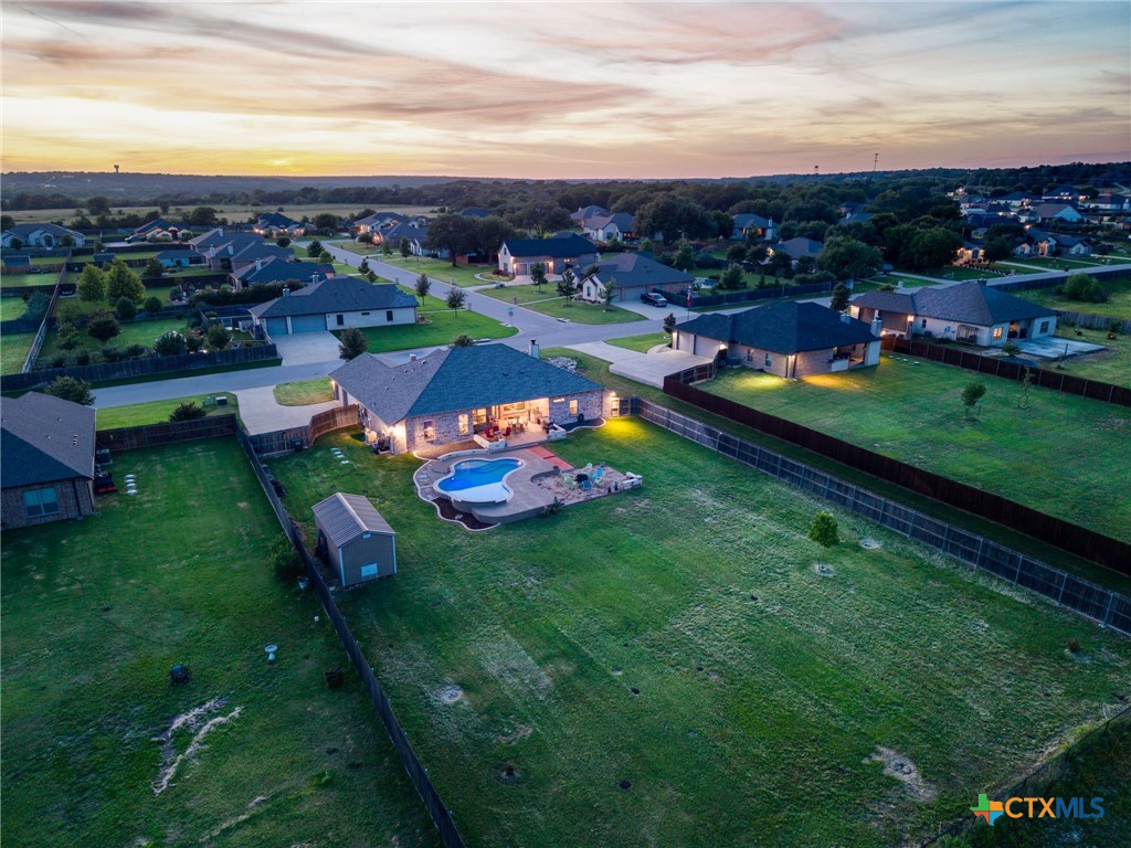 main property photo 37