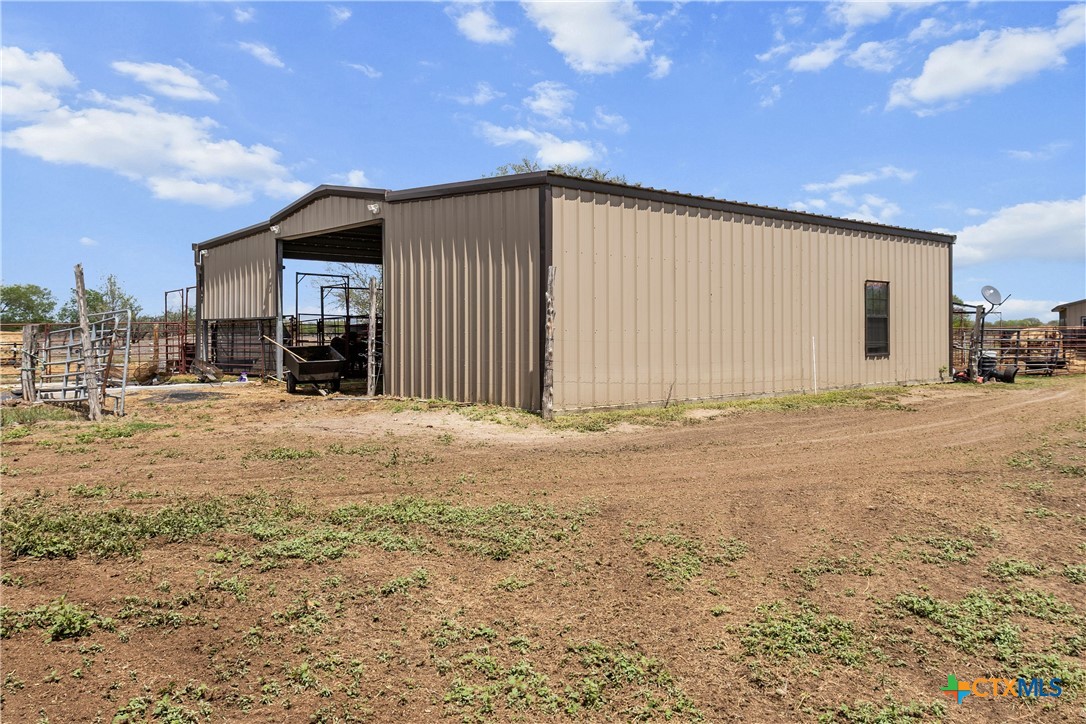 main property photo 42