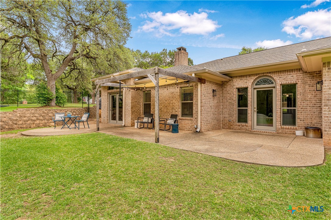 main property photo 34