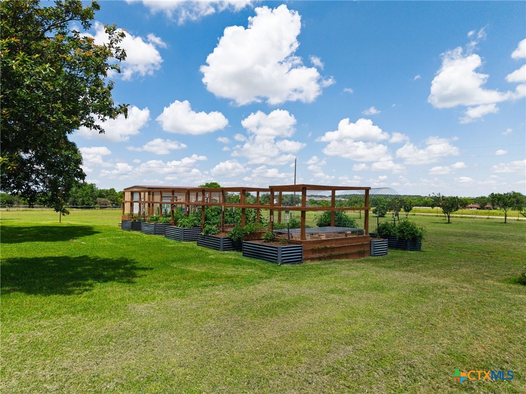 main property photo 26
