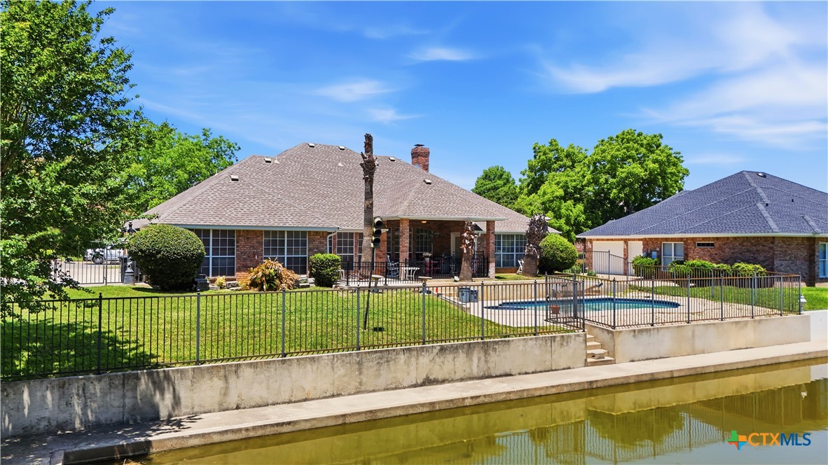 main property photo 34