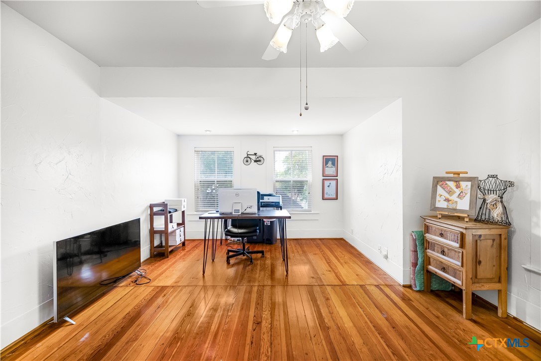 main property photo 15