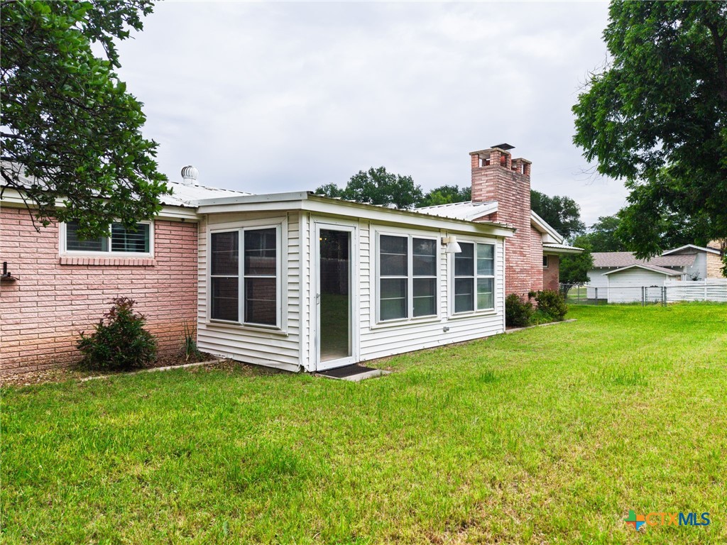 main property photo 27