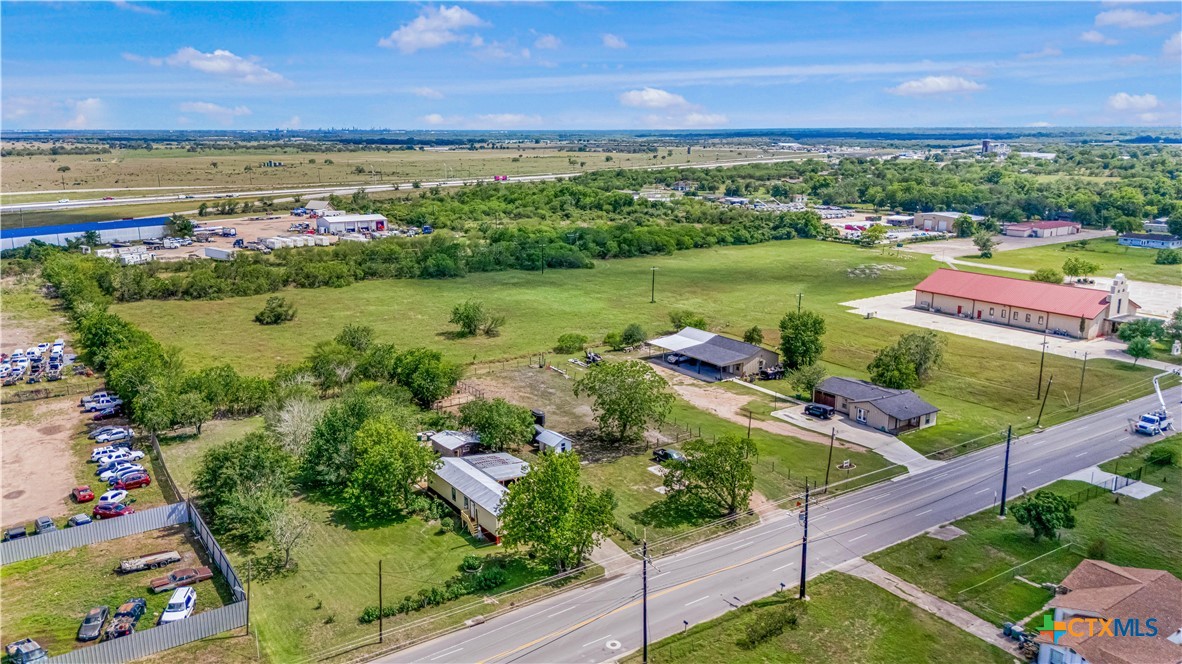 main property photo 14